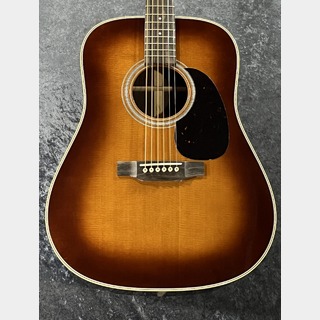 Martin【ご購入特典あり】D-28 Standard  Ambertone #2865583 【ショッピングクレジット無金利&超低金利】