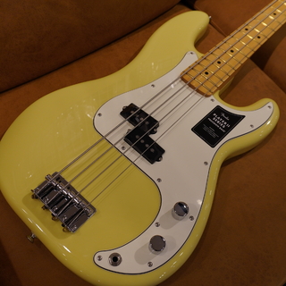 FenderPlayer II Precision Bass, Maple Fingerboard, Hialeah Yellow