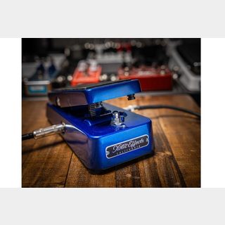 Xotic XW-2　Lake Placid Blue