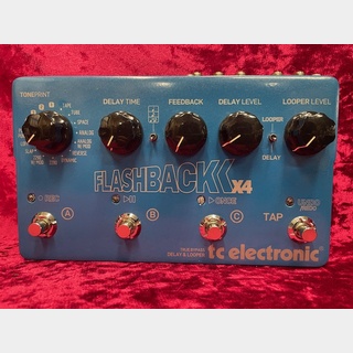 tc electronic Flashback X4 Delay & Looper