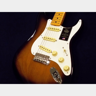 FenderAmerican Vintage II 1957 Stratocaster Maple Fingerboard  2-Color Sunburst