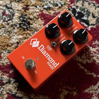 Diamond Pedalsより、アナログ・フェイザーの名機“PHS-1”をもとにした