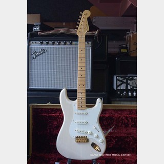 Fender Custom ShopLimited Edition 1957 Stratocaster NOS with Gold Hardware Aged White Blonde