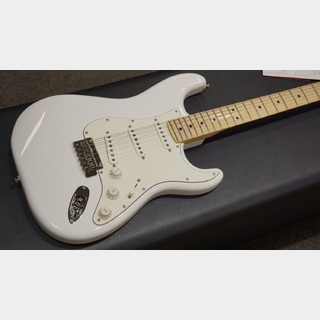 Fender Player Stratocaster, Maple Fingerboard / Polar White