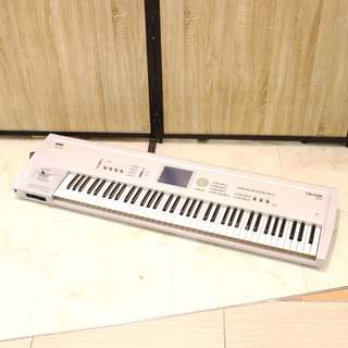 KORG TRITON Pro 【梅田店】