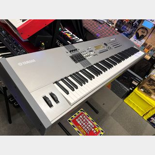 YAMAHA YAMAHA MOTIF8【中古】