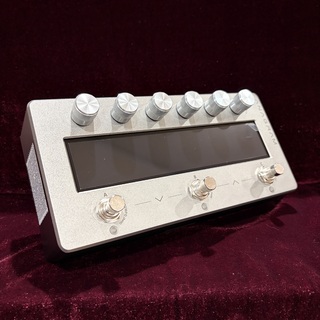 【新品同様】Darkglass ANAGRAM 保証期間中 社外オプション込 Darkglass Electronics Anagram【即納可能】（新品/送料無料