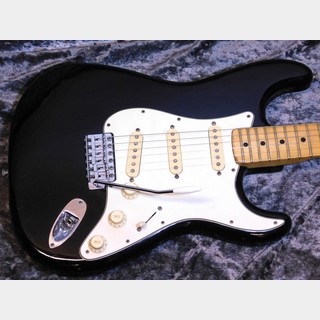 Fender Stratocaster '75 BLK/M