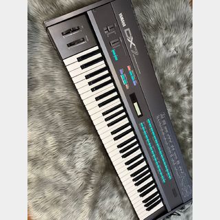 YAMAHA DX7