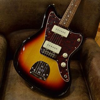 FenderMade in Japan Traditional 60s Jazzmaster Rosewood Fingerboard 3-Color Sunburst エレキギター ジャズマ