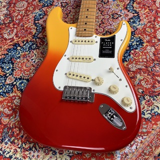 Fender Player Plus Stratocaster Maple Fingerboard - Tequila Sunrise【現物画像】
