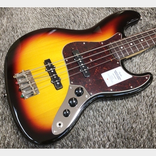 Fender Made in Japan Traditional 60s Jazz Bass, 3-Color Sunburst【店頭未展示品】
