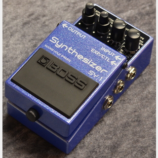 BOSS SY-1 Synthesizer #F7T5393 【ギターシンセサイザー】