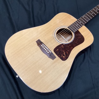 GUILD D-40 Traditional