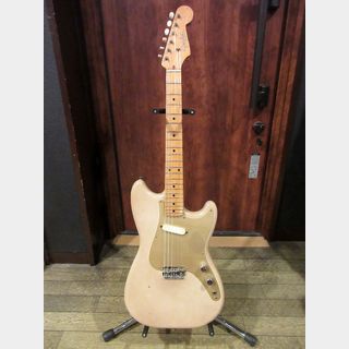 Fender1958 Musicmaster Desert sand