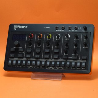 RolandAIRA Compact T-8 Beat Machine【福岡パルコ店】