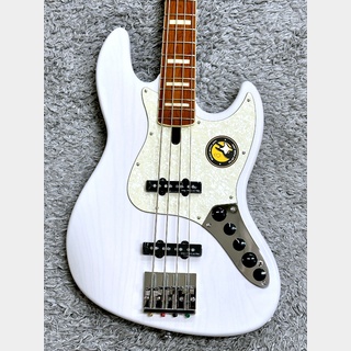 Sire Marcus Miller V8 4st WB (White Blonde)【2024年製】