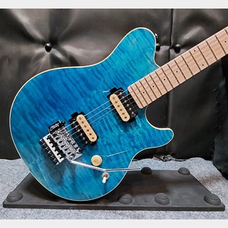 Sterling by MUSIC MAN AXIS AX40-TBL-M (Trans Blue)