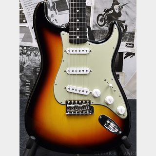Fender Custom Shop Guitar Planet Exclusive 1962 Stratocaster Thin Lacquer N.O.S. -Faded 3 Color Sunburst-