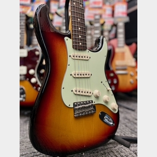 Fender Vintage Hot Rod '62 Stratocaster -3-Color Sunburst- 2007年製【Thick Neck!】【Refrets!】