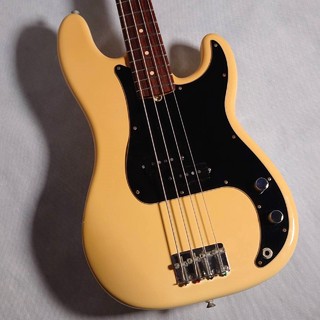 FenderAmerican Special Precision Bass , Rosewood Fingerboard,Olympic White【現物画像】