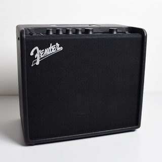 Fender MUSTANG LT 25 ギターアンプ 【 中古 】