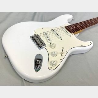 K.Nyui Custom Guitars K.Nyui Custom Guitars KNST / Pure White