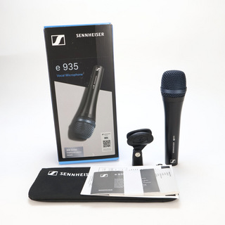 SENNHEISER、コンパクトな双指向性RFコンデンサーマイクMKH 8030を発表