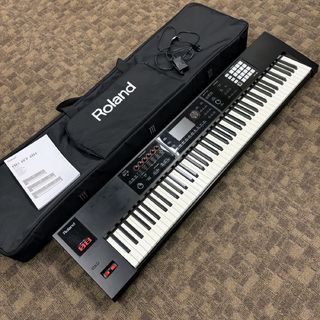 Roland FA-08【現物画像】