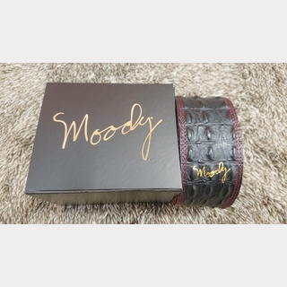 moody 2.5" Faux Gator Leather Backed Guitar Strap - Black/Red【未展示保管】