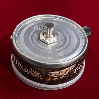 Beetronics TUNA FUZZ 【限定生産モデル】【センス抜群なツナ缶オルタナファズ】