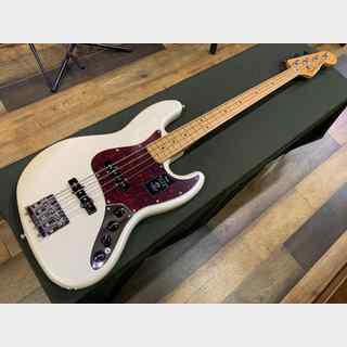 FenderPLAYER PLUS JAZZ BASS Olympic Pearl