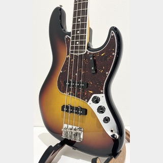 Fender American Vintage II 1966 Jazz Bass, Rosewood Fingerboard / 3-Color Sunburst