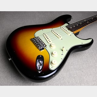 Fender Custom Shop 【3.56kg】2021 Collection Time Machine 1963 Stratocaster Journeyman Relic -3 Color Sunburst-