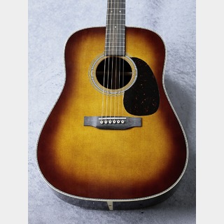 Martin HD-28standard Ambertone  #2894339【送料当社負担・分割無金利】