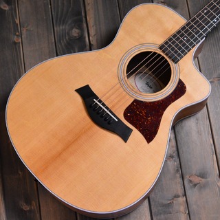 Taylor 212ce Walnut