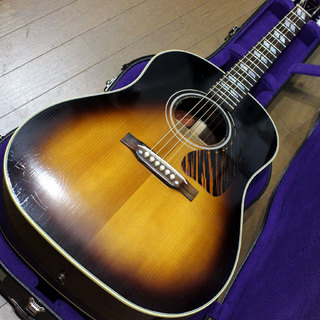 Gibson Custom Shop Murphy Lab Acoustic Collection 1942 Banner Southern Jumbo Light Aged  Vintage Sunburst 2023年製です