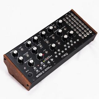 Moog、Mother-32の検索結果【楽器検索デジマート】