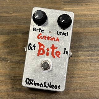 AKIMA&NEOS Germa Bite