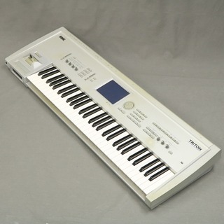 KORG TRITON 【御茶ノ水本店】