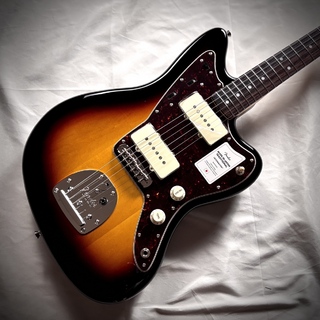 Fender Made in Japan Traditional 60s Jazzmaster Rosewood Fingerboard 3-Color Sunburst