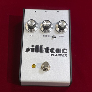 silktone EXPANDER ギターエフェクター カリフォルニア発ブランドSilktoneより、3wayボイス・スイッチで音色を