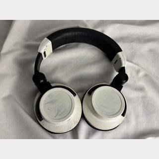 ULTRASONE Signature PURE WHITE 〜密閉型モニターヘッドホンSignature