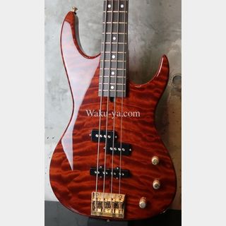 Valley Arts / Custom Pro USA- Bass / Brown Quilt TOP