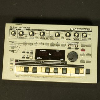 Roland MC-303 groovebox【福岡パルコ店】