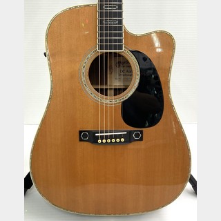 Martin Dreadnought DC Aura