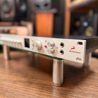 Antelope Audio Discrate8 オーディオインターフェース
