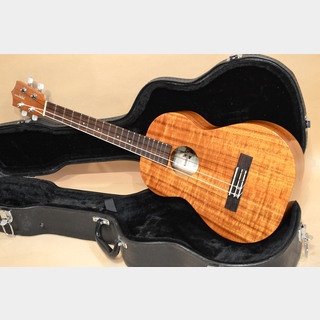 Kamaka Baritone Ukulele 2011年製