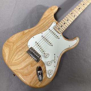 Fender Made in Japan Traditional 70s Stratocaster Maple Fingerboard Natural エレキギター ストラトキャスター