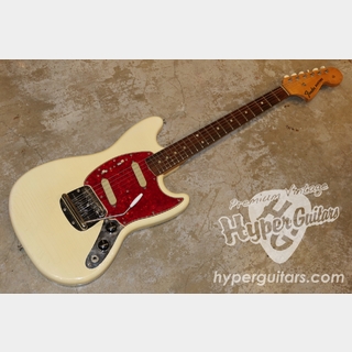 Fender'66 Mustang